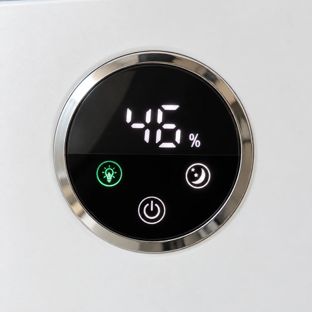 Écran rond du déshumidificateur thermoélectrique affichant le taux d'humidité